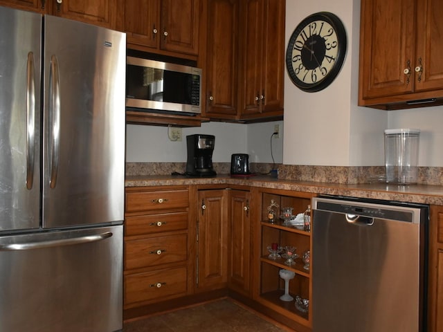 330 E Locust St, Watseka, IL 60970 - photo 9
