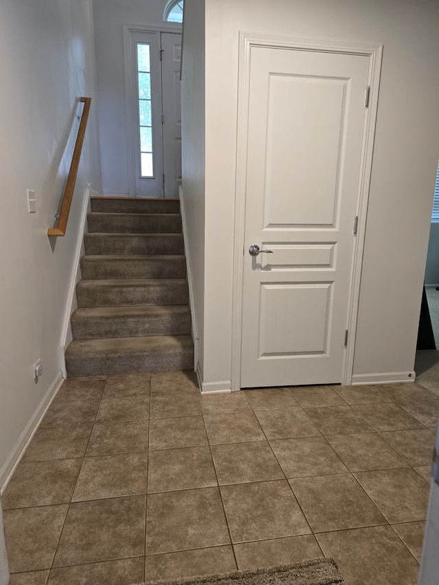 1077 Crane Pt, Elgin, IL 60124 - photo 3