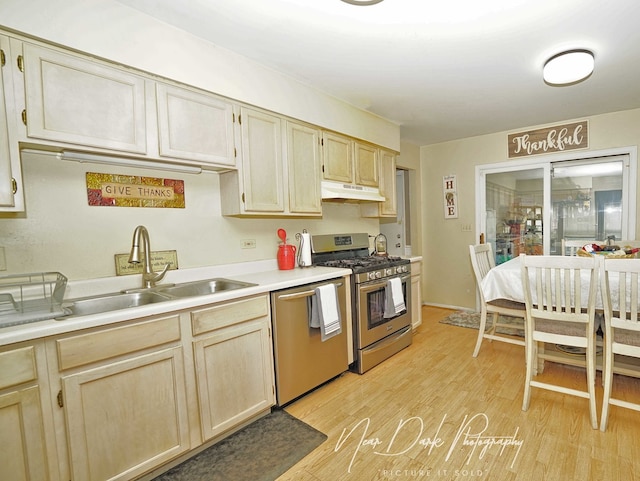 1302 Lorelei Dr, Zion, IL 60099 - photo 2