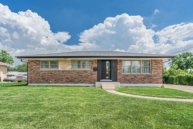 957 N Howard Ave, Addison, IL 60101 - photo 1