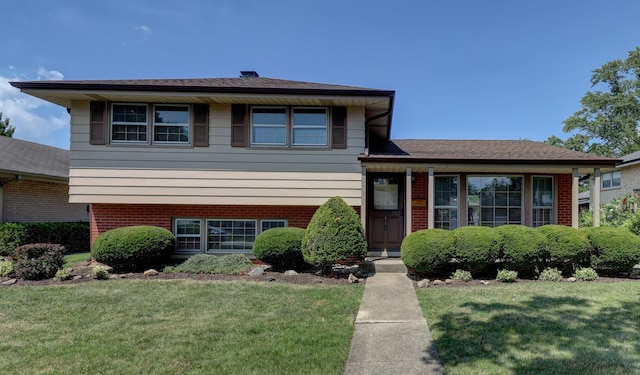 410 Dover Dr, Des Plaines, IL 60018 - photo 1