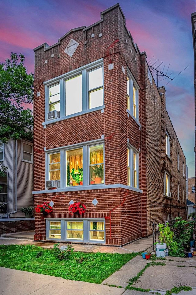 2240 N Austin Ave, Chicago, IL 60639 - photo 2
