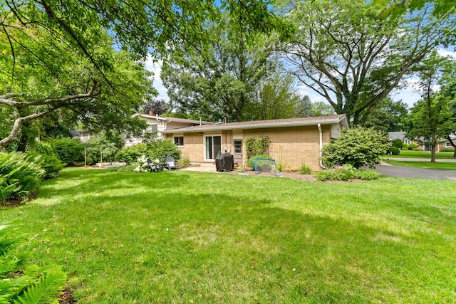 200 Blueberry Rd, Libertyville, IL 60048 - photo 24