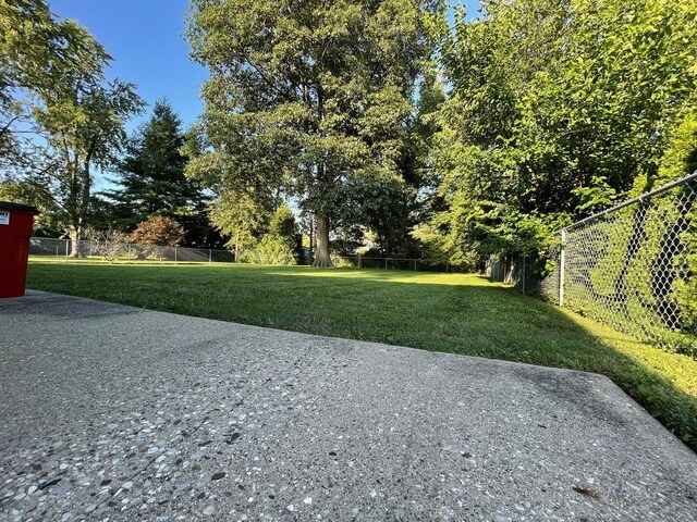 808 S Victor St S, Champaign, IL 61821 - photo 23