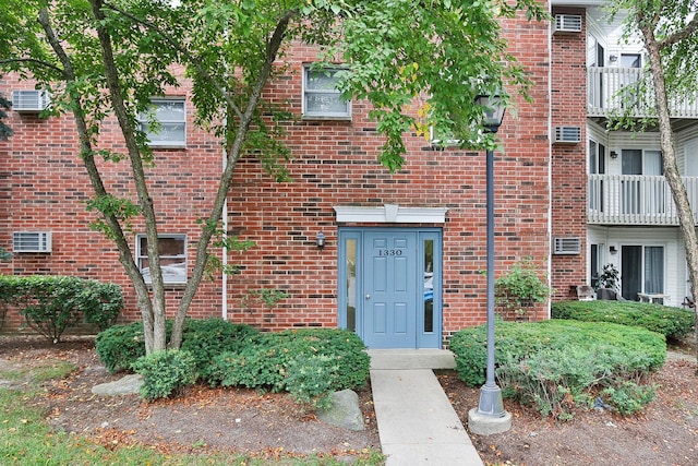 1330 Cunat Ct Unit 1B, Lake In The Hills, IL 60156 - photo 2