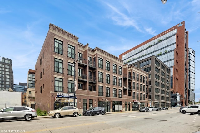 210 N Halsted St Unit 4, Chicago, IL 60661 - photo 1