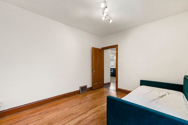 5121 W Newport Ave, Chicago, IL 60641 - photo 13