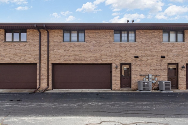 16122 Pine Dr Unit 0, Tinley Park, IL 60477 - photo 2