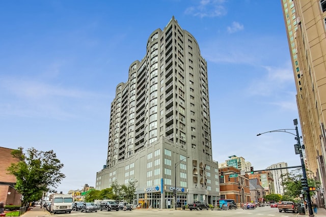 600 N Dearborn St Unit 1006, Chicago, IL 60605 - photo 1