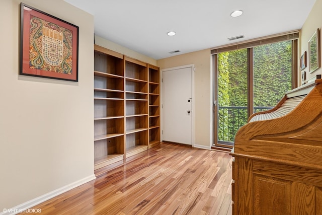 1318 N Sutton Pl, Chicago, IL 60610 - photo 17
