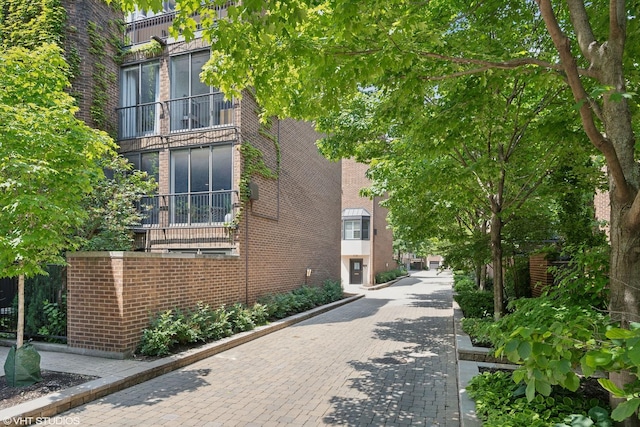 1318 N Sutton Pl, Chicago, IL 60610 - photo 31