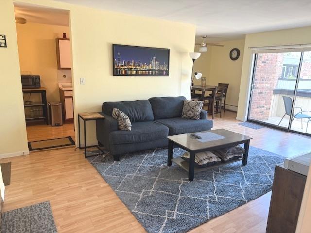 1810 Hemlock Pl Unit 304, Schaumburg, IL 60173 - photo 5