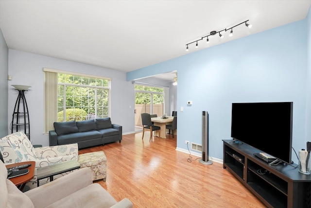 1106 Coventry Cir Unit 0, Glendale Heights, IL 60139 - photo 7
