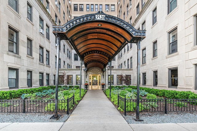 3520 N Lake Shore Dr Unit 4P, Chicago, IL 60657 - photo 2