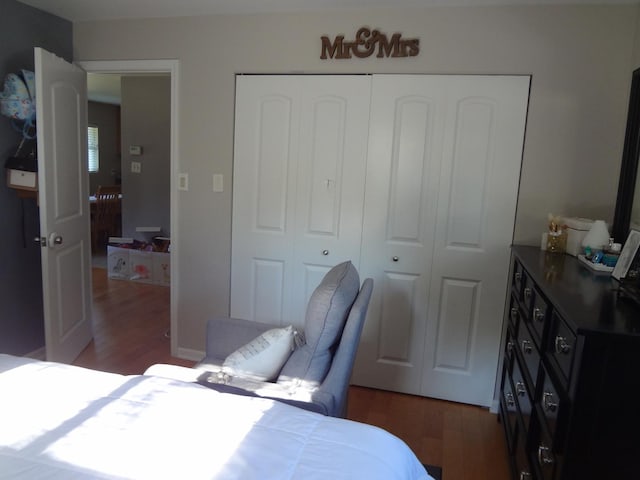 989 Berkley St, Carpentersville, IL 60110 - photo 7