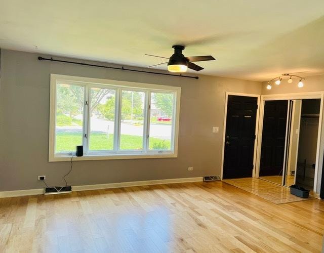 602 N Rumple Ln, Addison, IL 60101 - photo 2