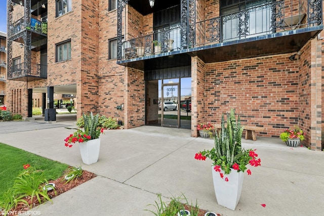 9355 Landings Ln Unit 406, Des Plaines, IL 60016 - photo 1