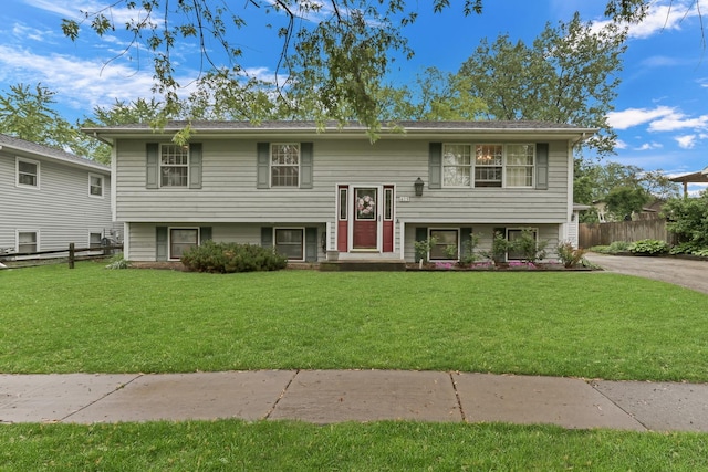 409 Greenview Dr, Park City, IL 60085 - photo 1