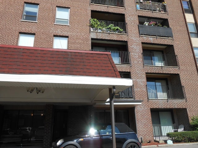 6330 N Lincoln Ave Unit 2A, Morton Grove, IL 60053 - photo 1