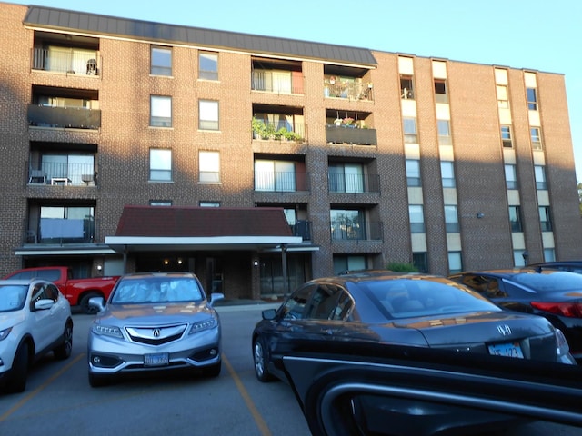 6330 N Lincoln Ave Unit 2A, Morton Grove, IL 60053 - photo 2