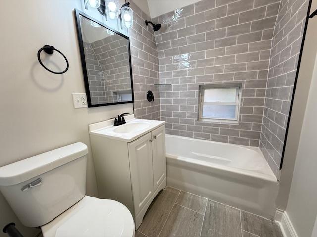 7045 S Prairie Ave, Chicago, IL 60637 - photo 6