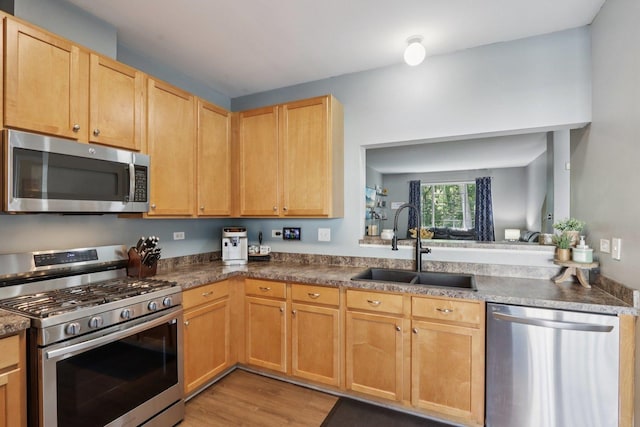 406 Cary Woods Cir, Cary, IL 60013 - photo 13