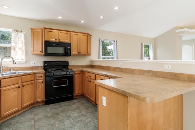 901 N Oak Creek Dr, Genoa, IL 60135 - photo 16