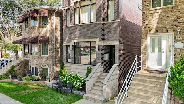 456 W 37th Pl Unit 2, Chicago, IL 60609 - photo 2