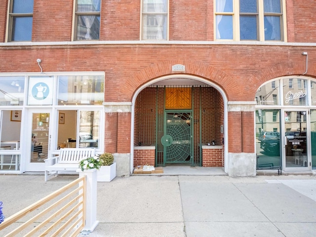 1013 W Webster Ave Unit 5, Chicago, IL 60614 - photo 2