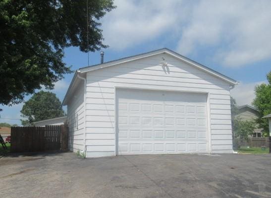 116 W St, Kingston, IL 60145 - photo 25