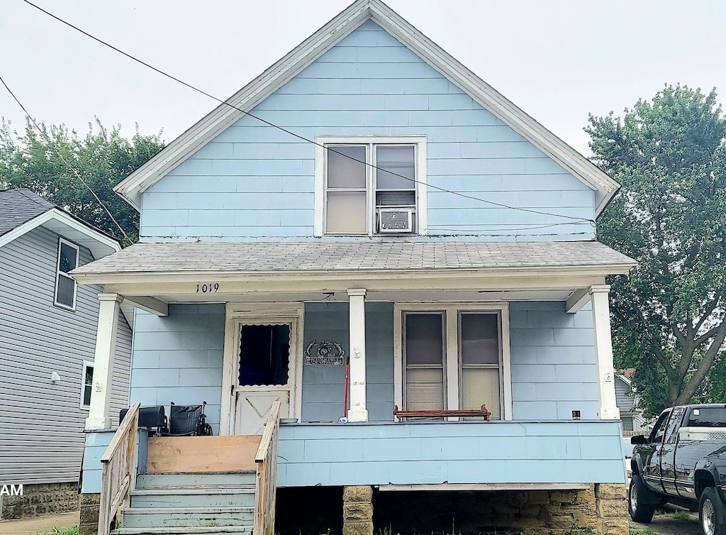 1019 E New York St, Aurora, IL 60505 - photo 2