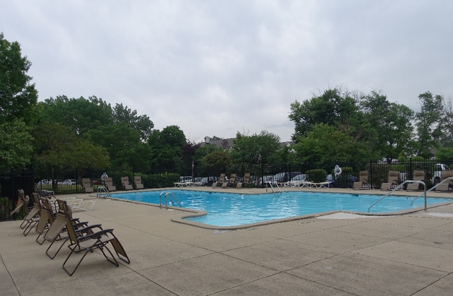 350 Plum Creek Dr Unit 206, Wheeling, IL 60090 - photo 16