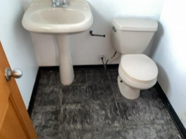 8352 S Saint Lawrence Ave, Chicago, IL 60619 - photo 12