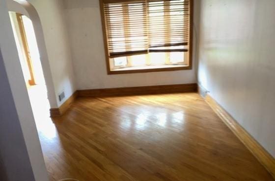 8352 S Saint Lawrence Ave, Chicago, IL 60619 - photo 3