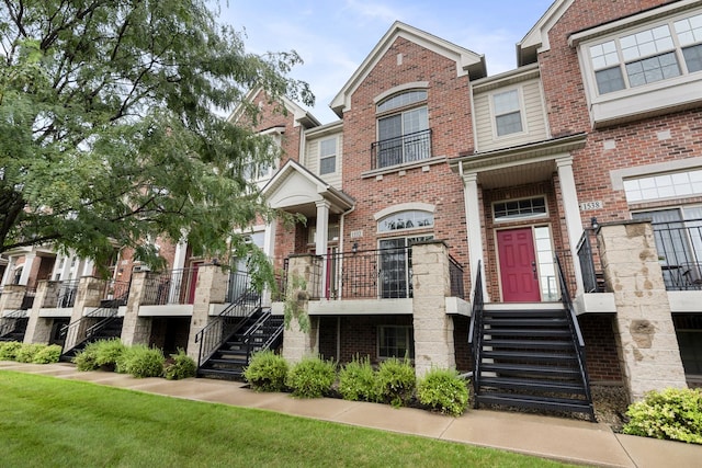 1532 Lakeridge Ct, Mundelein, IL 60060 - photo 1