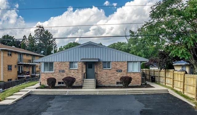 3506 Harrison Ave, Rockford, IL 61108 - photo 2
