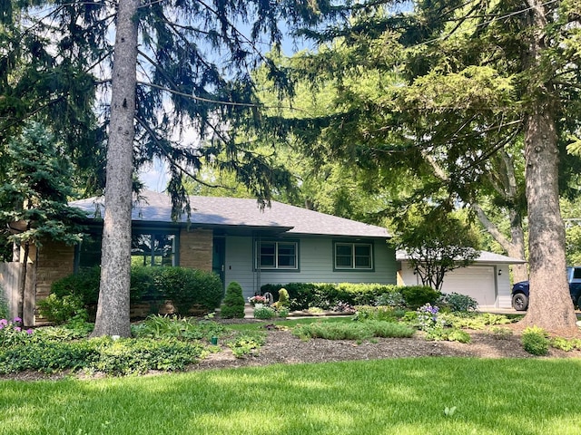35W764 W Highland Ave, Elgin, IL 60123 - photo 1