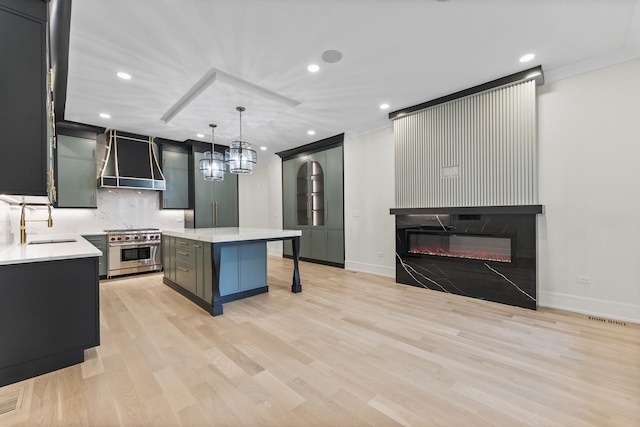 1519 W Addison St, Chicago, IL 60613 - photo 11