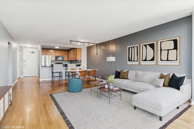 525 W Hawthorne Pl Unit 2905, Chicago, IL 60657 - photo 12