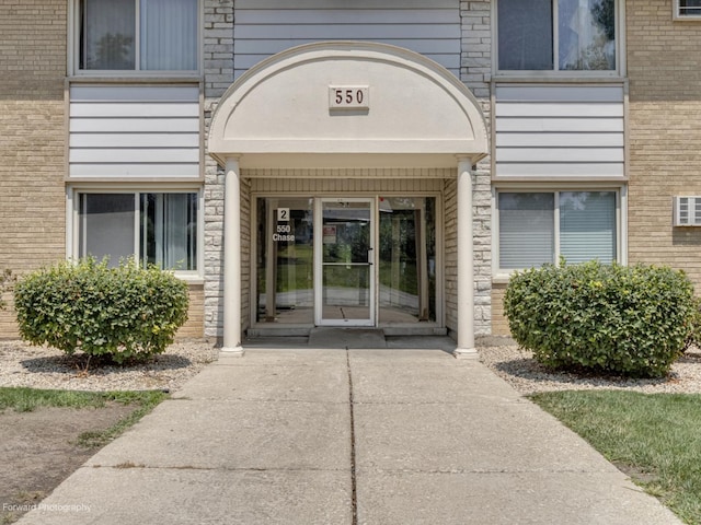 550 Chase Dr Unit 14, Clarendon Hills, IL 60514 - photo 2
