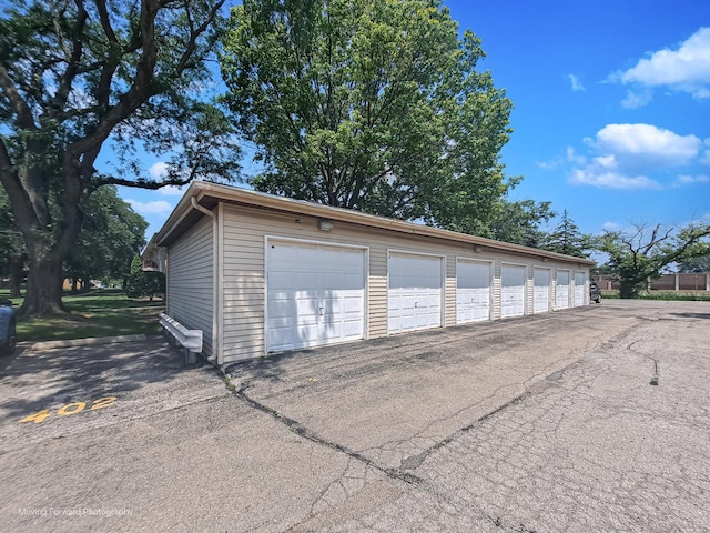550 Chase Dr Unit 14, Clarendon Hills, IL 60514 - photo 21
