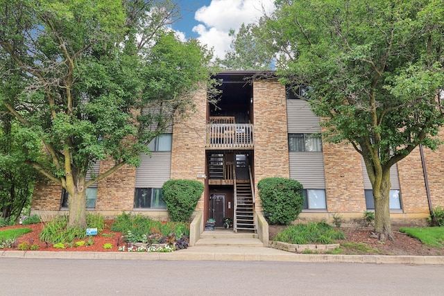 2366 S St Unit F, Elgin, IL 60123 - photo 2