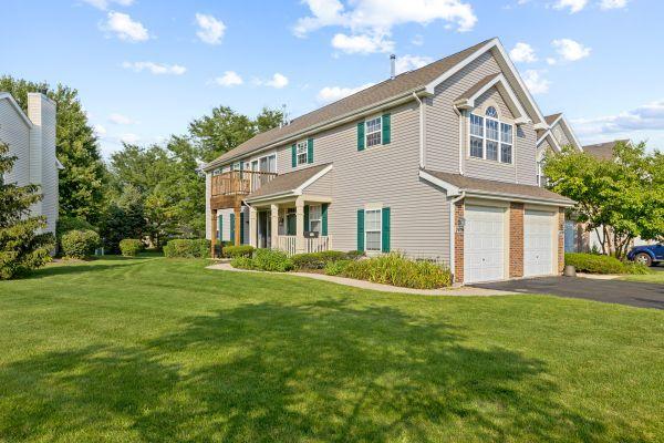 7408 Grandview Ct Unit 7408, Carpentersville, IL 60110 - photo 18