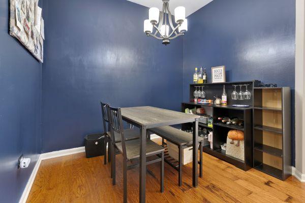 7408 Grandview Ct Unit 7408, Carpentersville, IL 60110 - photo 5