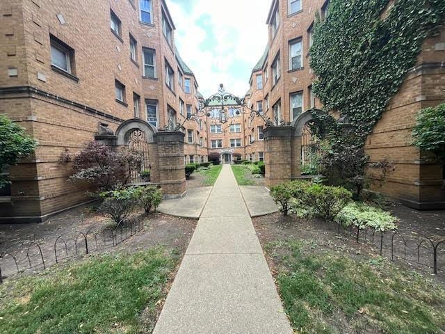 854 Washington Blvd Unit 3, Oak Park, IL 60302 - photo 1
