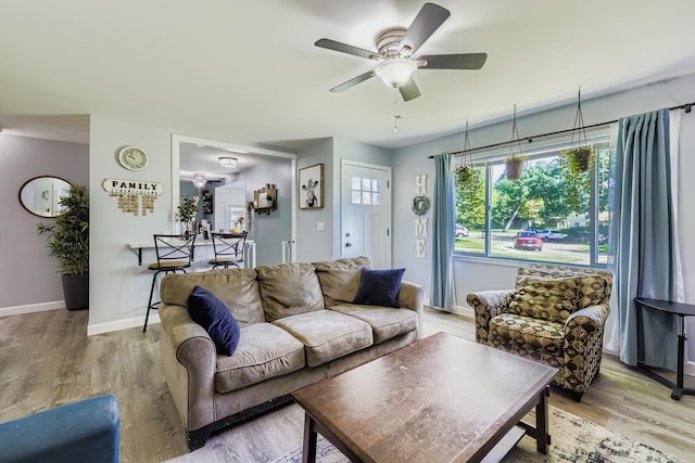 31 Sparrow Ct, Carpentersville, IL 60110 - photo 5