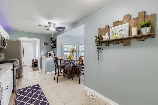 31 Sparrow Ct, Carpentersville, IL 60110 - photo 9