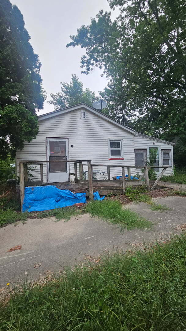 483 S 4th St, Sheldon, IL 60966 - photo 1