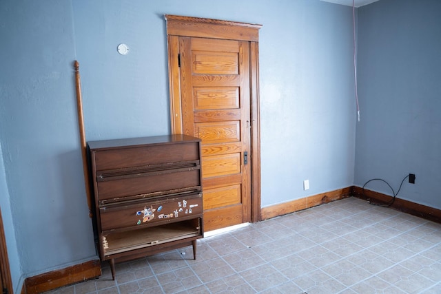 302 E Prospect Ter, Freeport, IL 61032 - photo 8