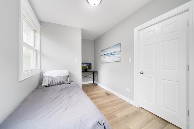 76521/2 S Coles Ave, Chicago, IL 60649 - photo 14